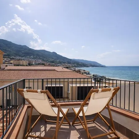 Spinuzza Boutique Cefalu, Sicily 4*