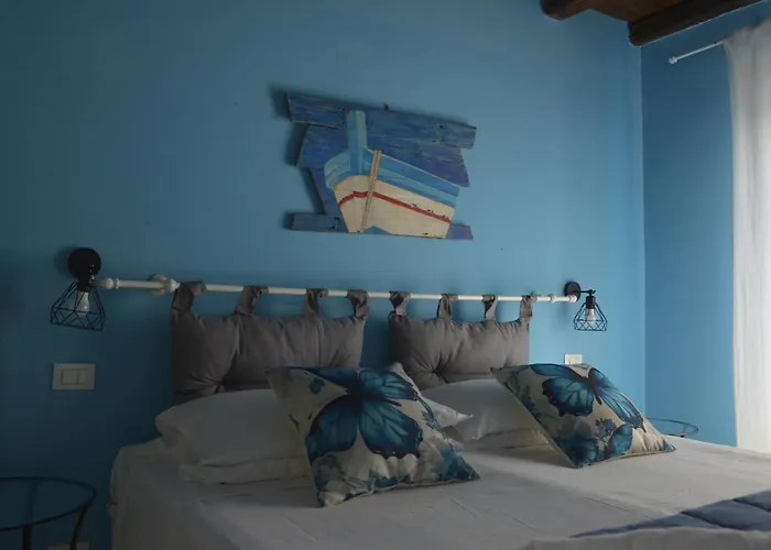 Гостьовий будинок Spinuzza Boutique Cefalu, Sicily 4*